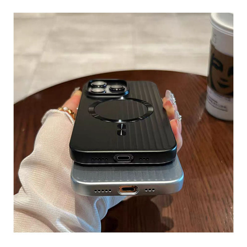 For iPhone 17 Pro Max 17Air 16ProMax 15ProMax Magnetic Electroplated Luggage Phone Cover Skin Feel Wireless Charging Phone Case